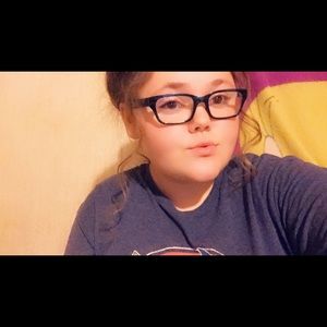 Meet your Posher, Alisson